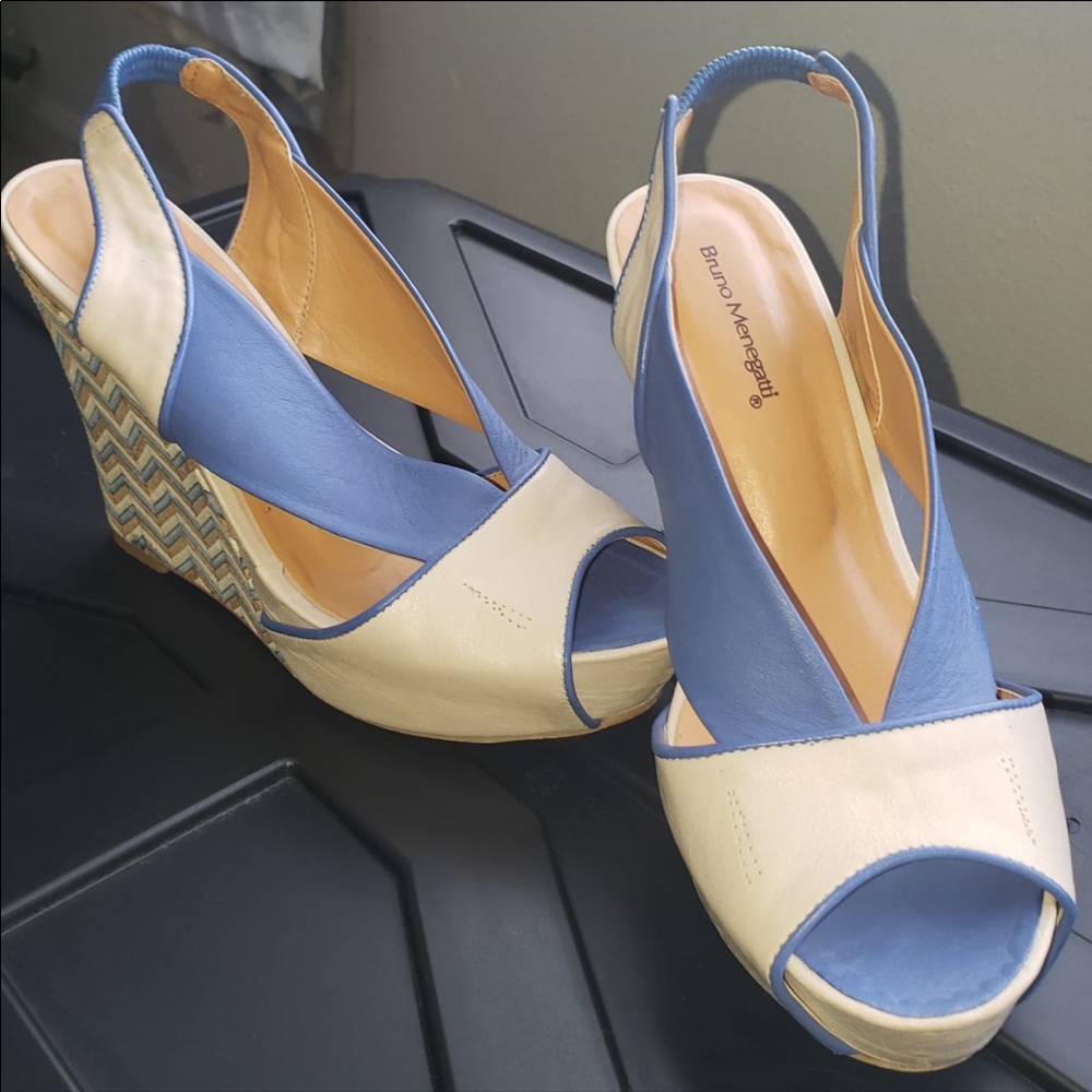 Shoes - Picture 11 of 16